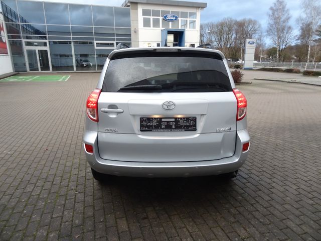 Fahrzeugabbildung Toyota RAV 4 RAV4 Team/4x4/1.Hand/59.900km/