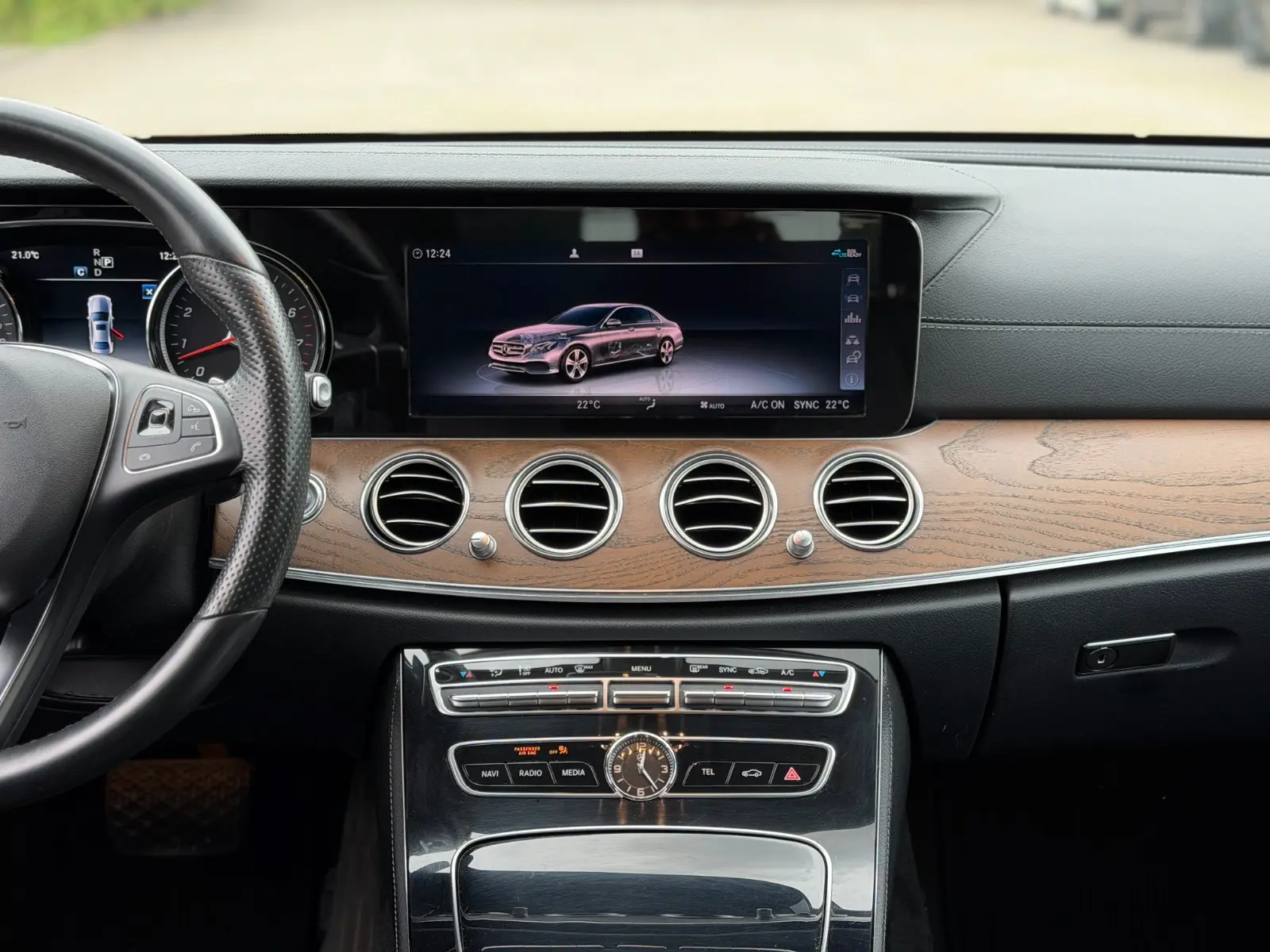 Mercedes-Benz E 400 E Limousine 4Matic *Navi*KeyL *Kamera *LED