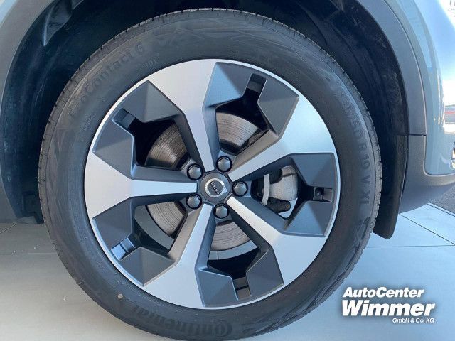 Foto Nummer 13: VOLVO XC 40