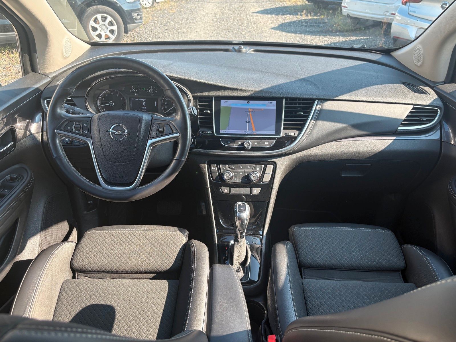 Fahrzeugabbildung Opel Mokka X 1.4 Innovation Aut. Navi LED SPORTSITZE