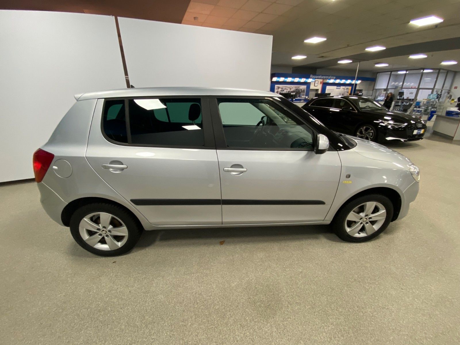 Fahrzeugabbildung SKODA Fabia 1.2l TSI 77kW Fresh+KLIMAAUTOMATIK+SHZ+PDC