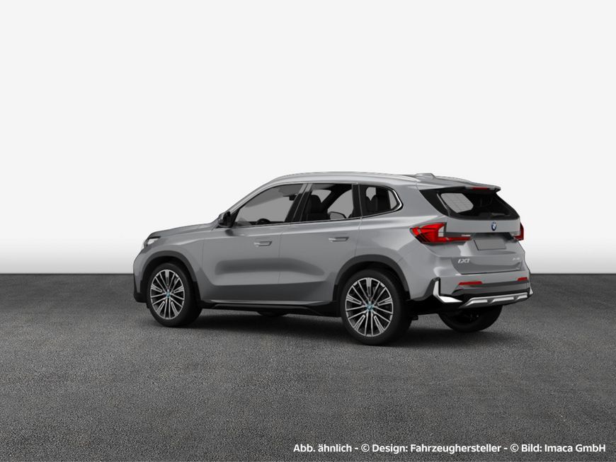 BMW iX1 - Bild 8