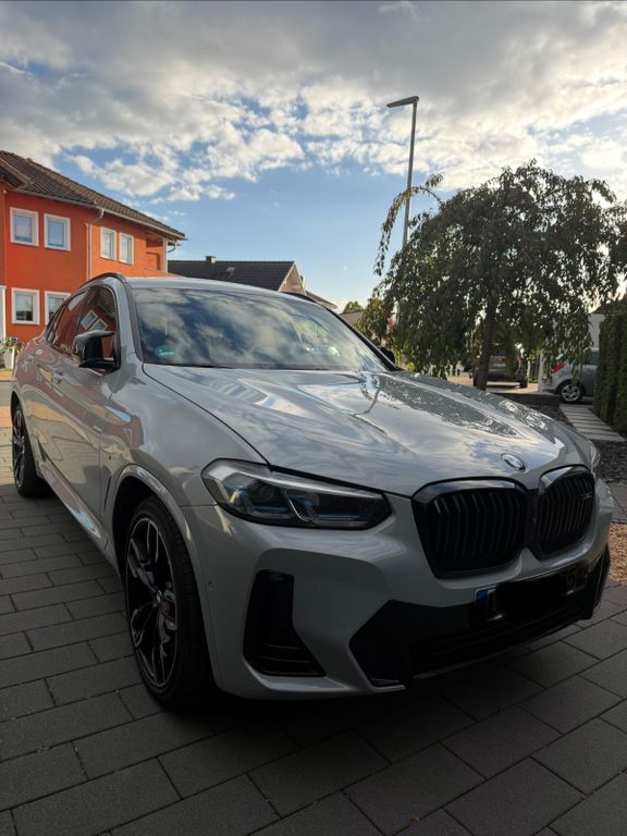 Image of BMW X4 M40