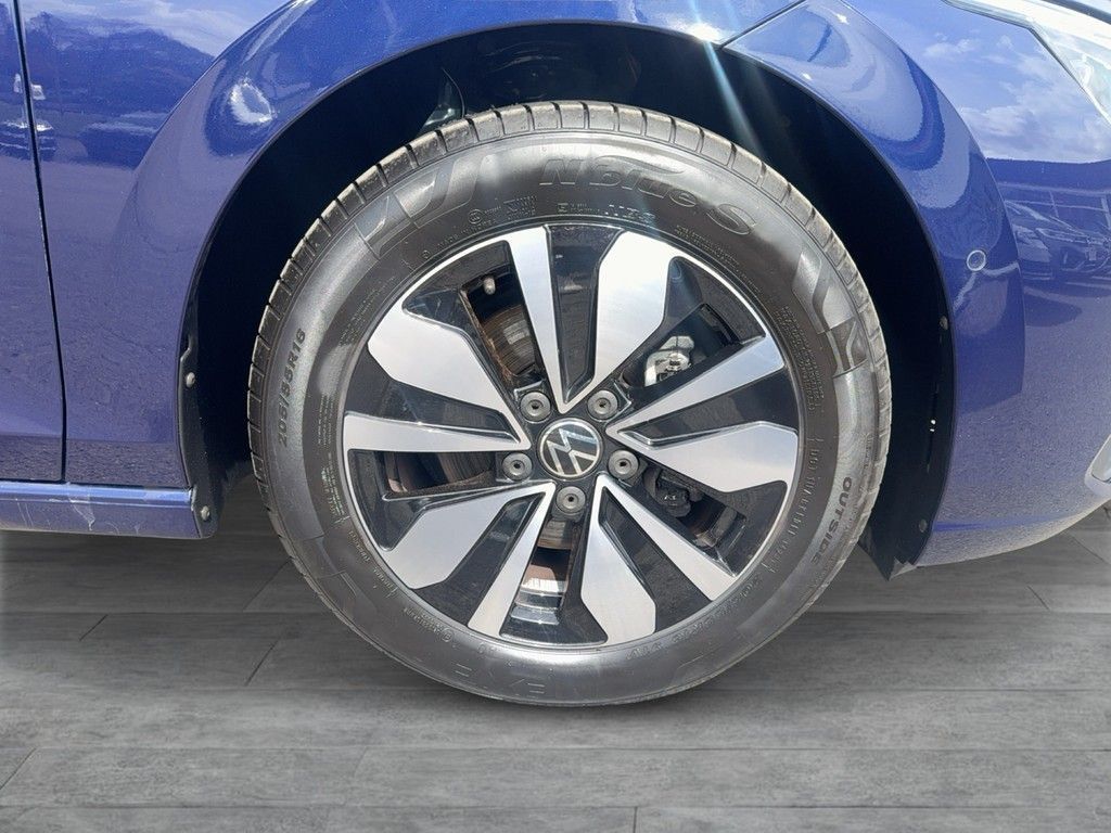 Volkswagen Golf - Bild 8