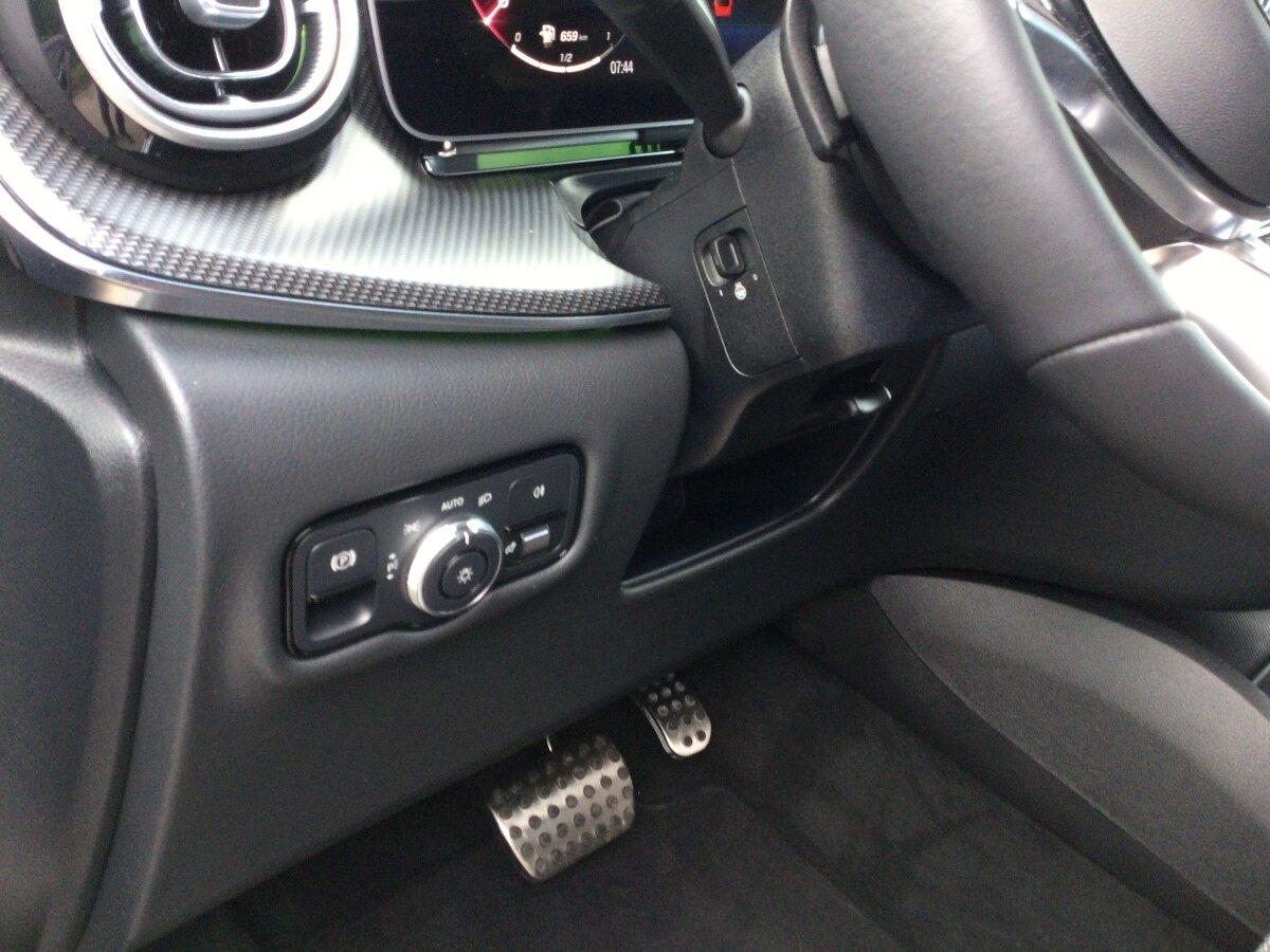 Mercedes-Benz V 250 d STYLE AMG+DIST+360+AHK+TOTWINK+MULTIBEAM