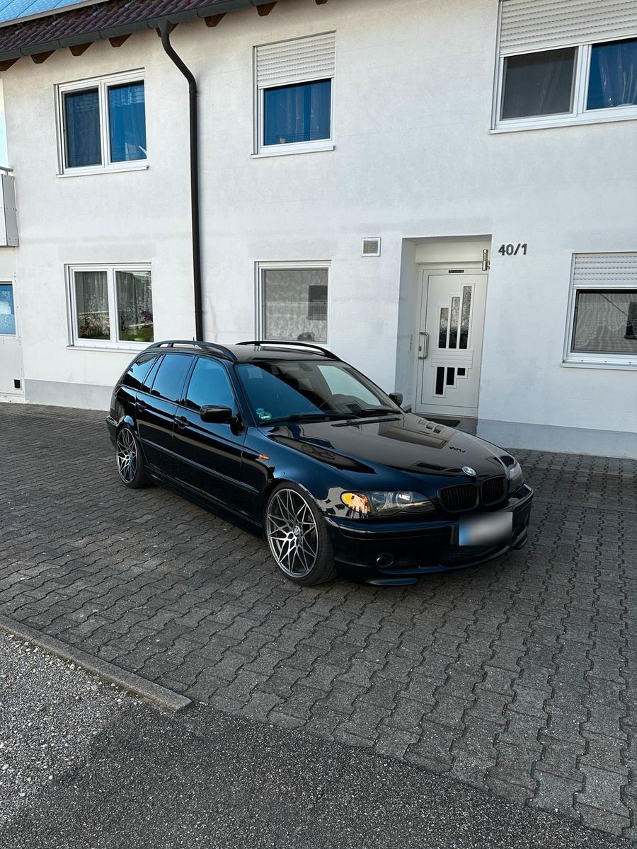 BMW 320, 2004