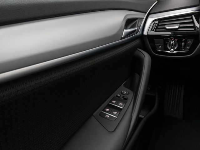 Foto Nummer 33: BMW 520d