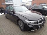 BMW 318i Touring Auto - BMW: Unfallwagen