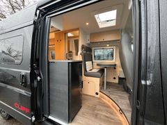 Sunlight CLIFF X 600*FIAT*Diesel 90l*Schwarz Met.*