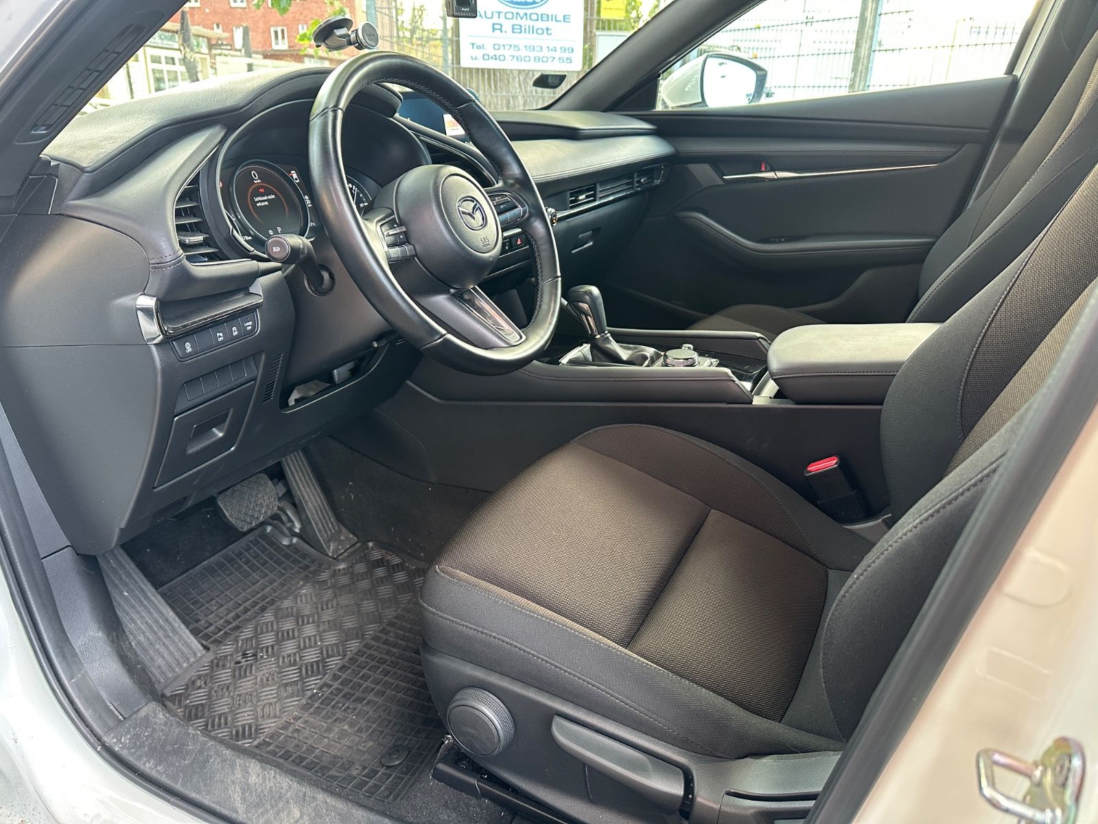 Fahrzeugabbildung Mazda 3 Homura*LED*APPLECAR*ACC*ALLTWETTER