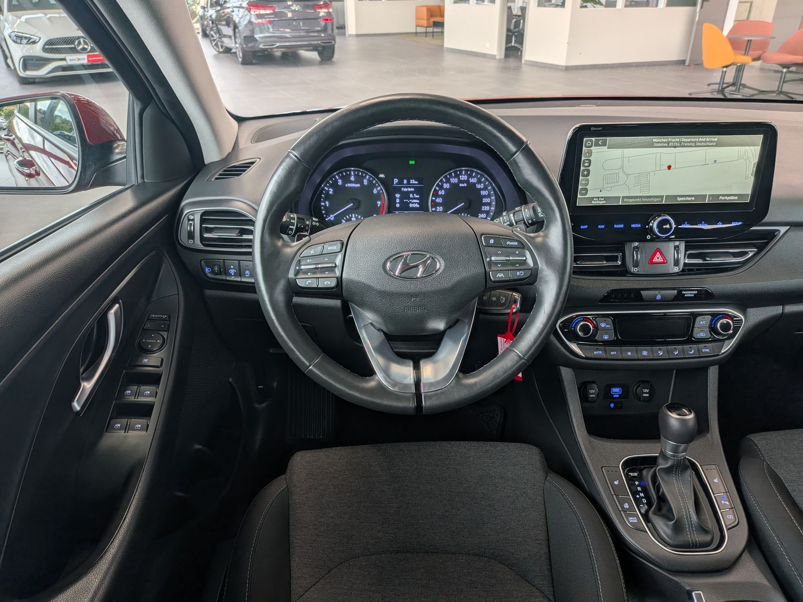 Fahrzeugabbildung Hyundai i30 1.5 T-GDI DCT Trend MHEV Cam Navi LED-Paket