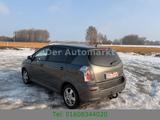 Toyota Corolla Verso 2.0 D-4D Sol-7Sitze-Klima-Euro3/44 - Toyota Corolla Verso mit Diesel-Antrieb: 2.0