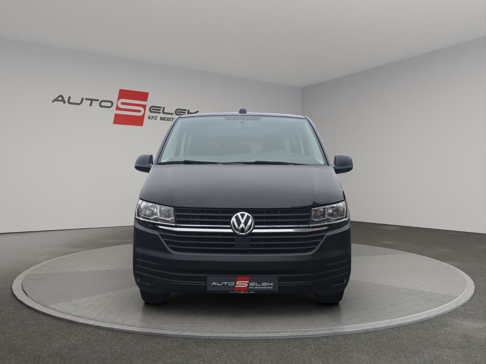 Fahrzeugabbildung Volkswagen T6 Transporter Kombi Lang 9-Sitze Tempomat SHZ