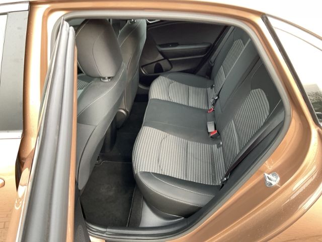 Fahrzeugabbildung Kia Ceed VISION *ALLWETTERREIFEN* *SITZHEIZUNG* *RÜC