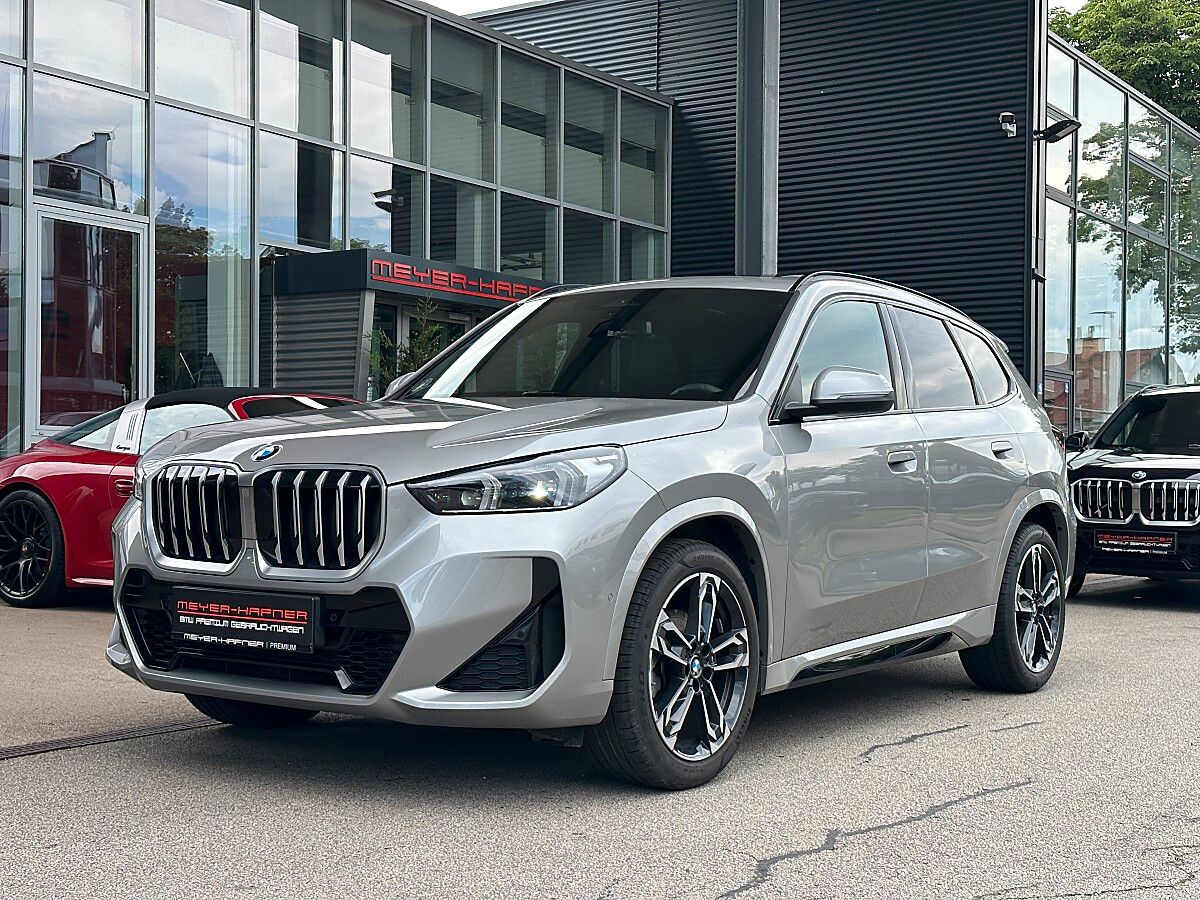 BMW X1 sDrive18i M-Paket Aut. imagem 2