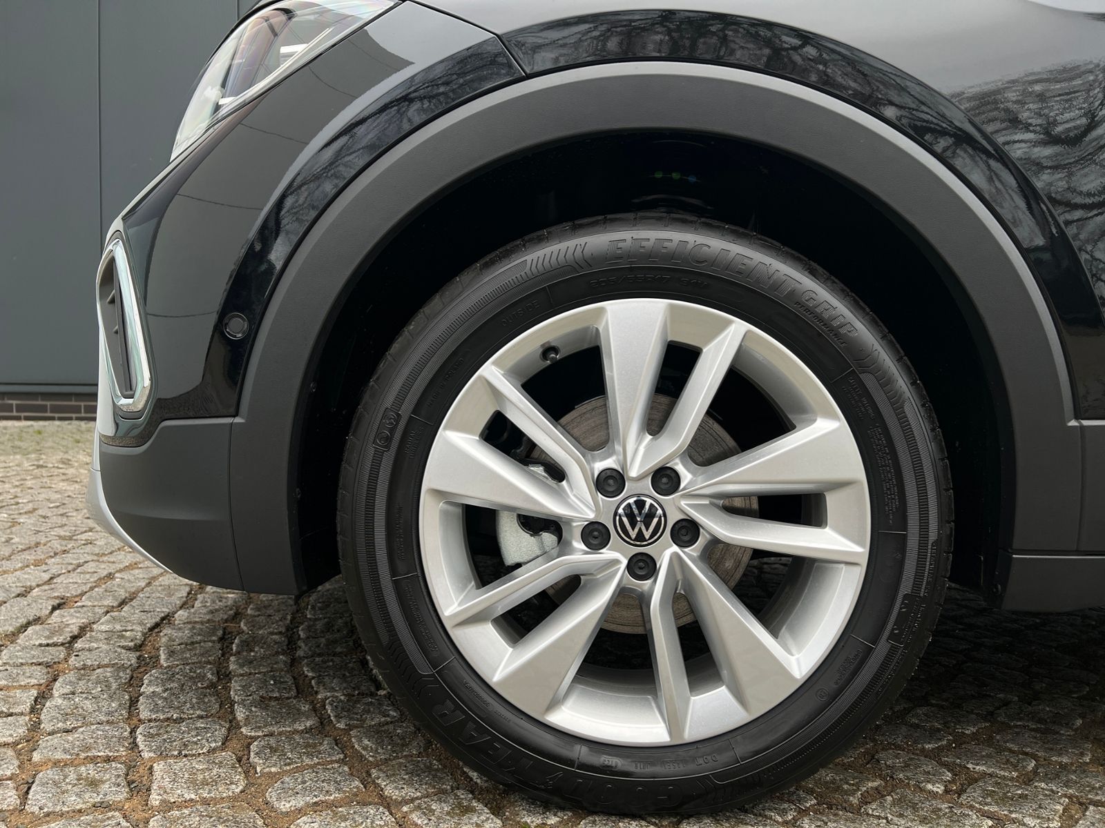 Fahrzeugabbildung Volkswagen T-Cross Life 1.0 TSI DSG *IQ.Light, ACC, App-Con