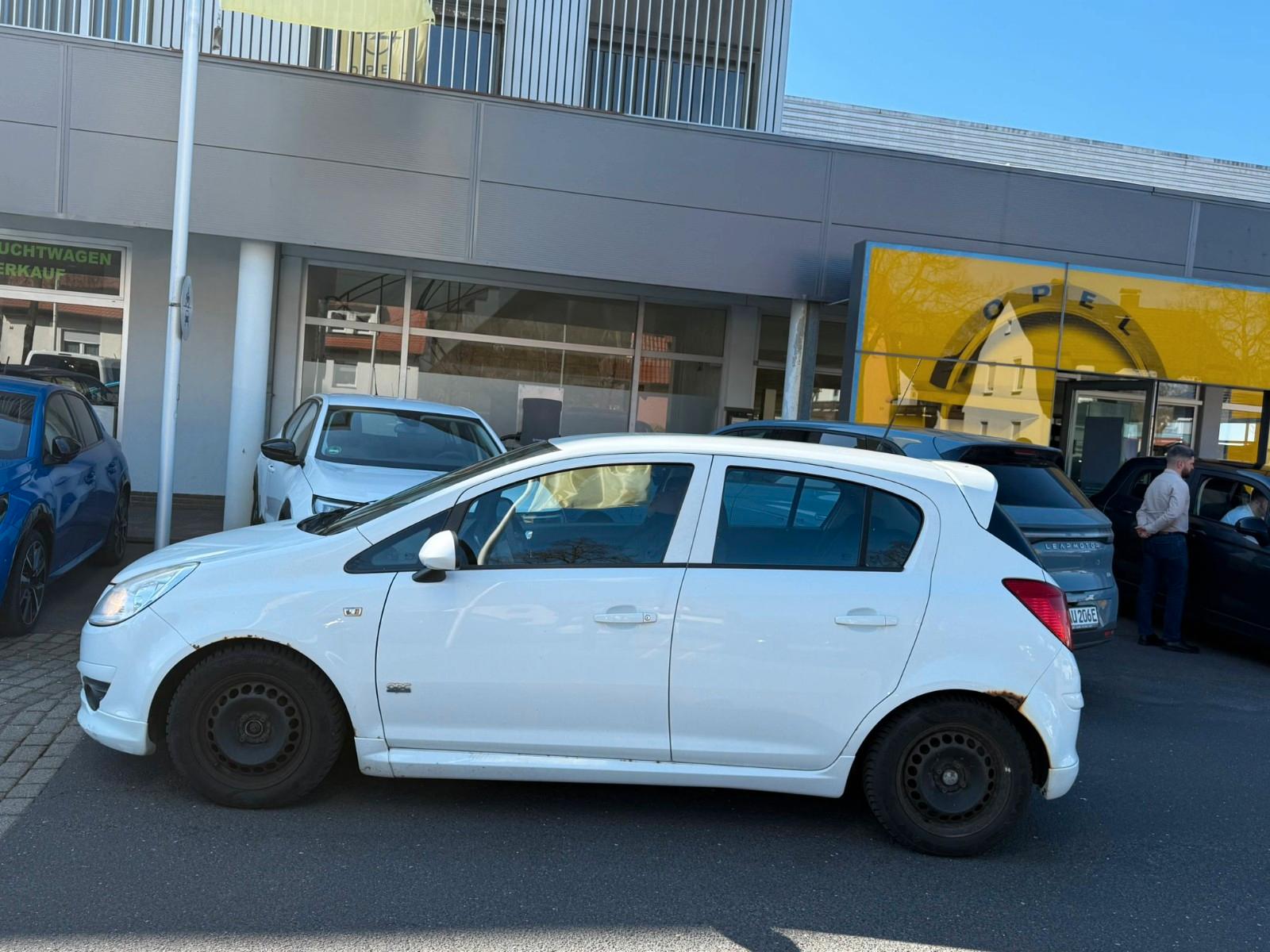 Opel Corsa D OPC Line