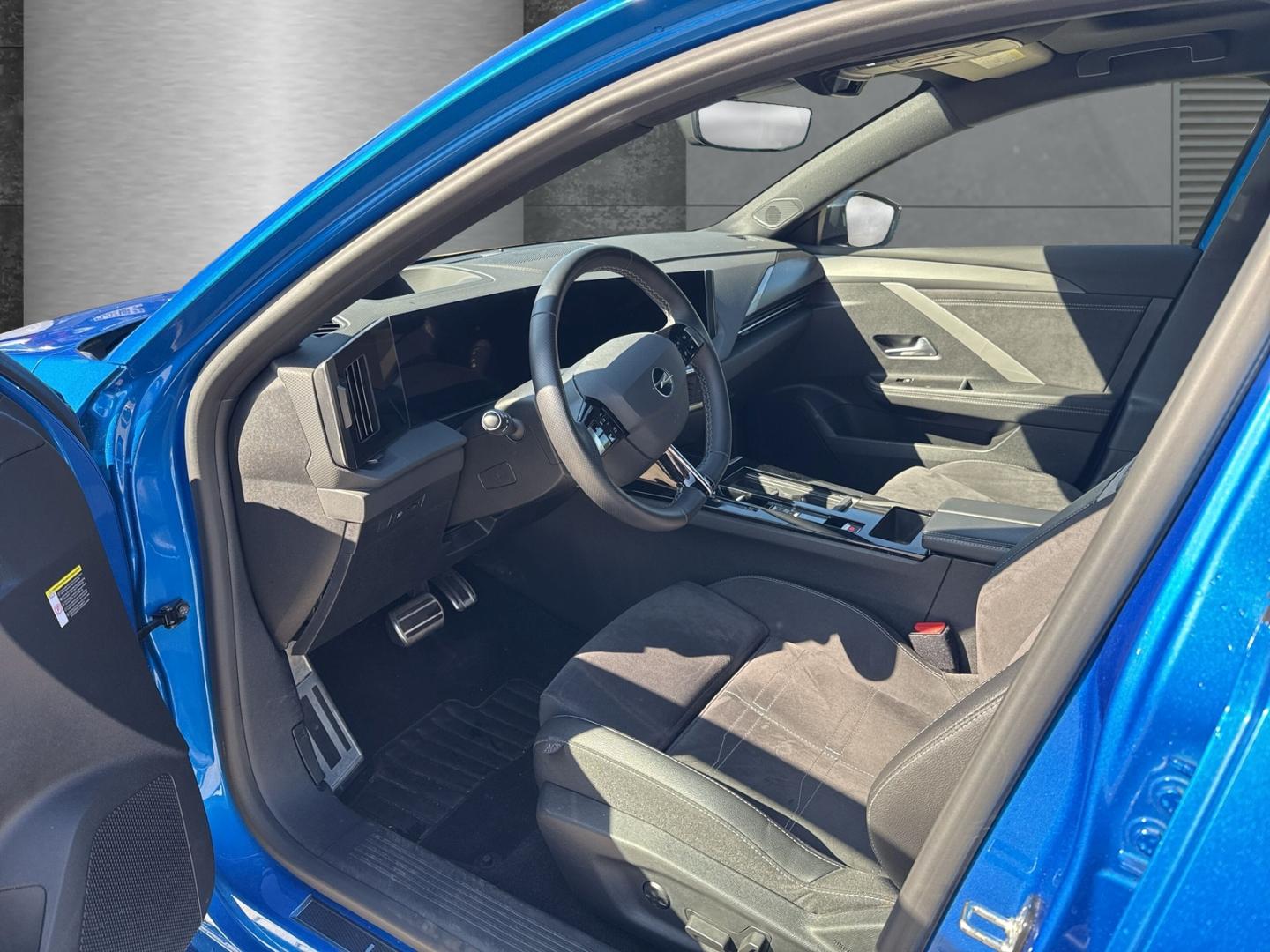 Opel Astra Electric GS El. Panodach Navi Digitales Co