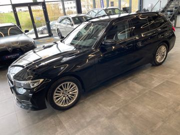 BMW 318d  Touring  Sport Line  *1.HAND*LED*NAVI*PDC*