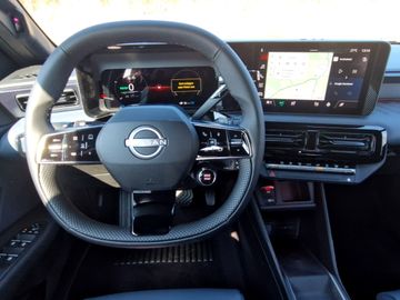 Nissan Micra EVOLVE 52 kWh (150 PS)