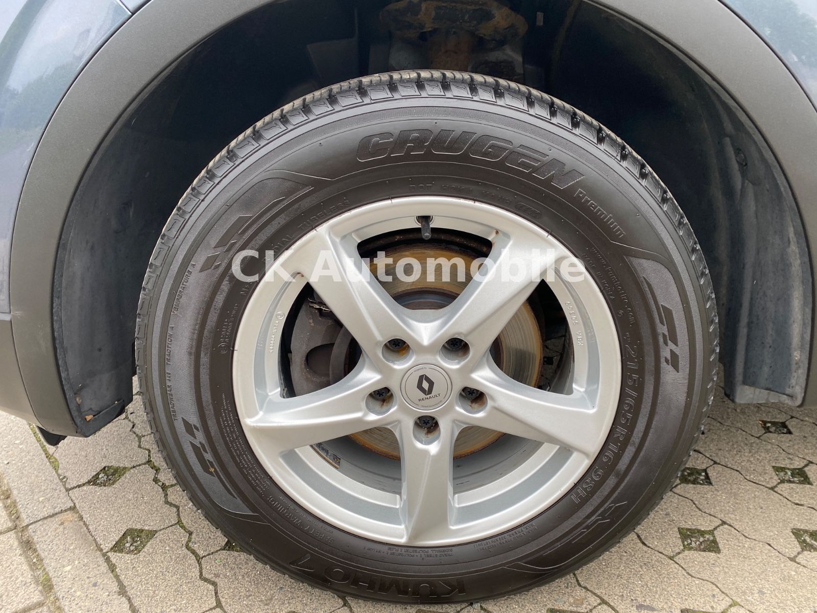 Fahrzeugabbildung Renault Kadjar Life 1.2 TCe/Klima/Tempomat/PDC/AHK