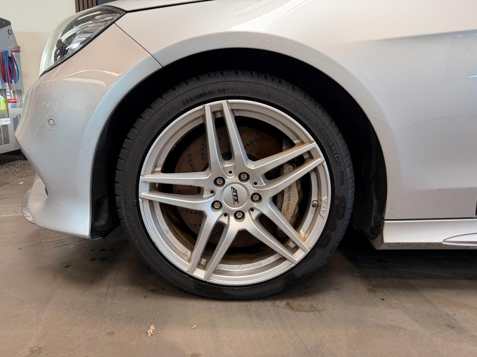 Mercedes-Benz E 500 AMG Line | AIRM | ACC | H/K | PANO | LEAT