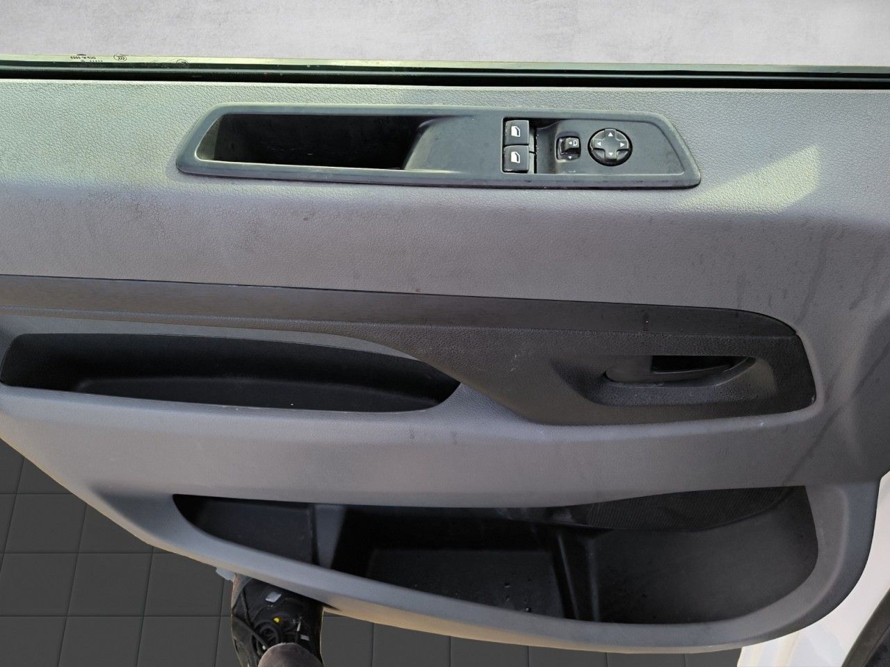 Fahrzeugabbildung Peugeot Expert Kasten Premium L2 / M - AHK uvm.