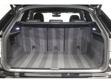 Audi Q8 - 8