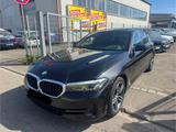 BMW 520 5 Limousine 520 d Luxury Schiebedach - BMW 520: Luxury