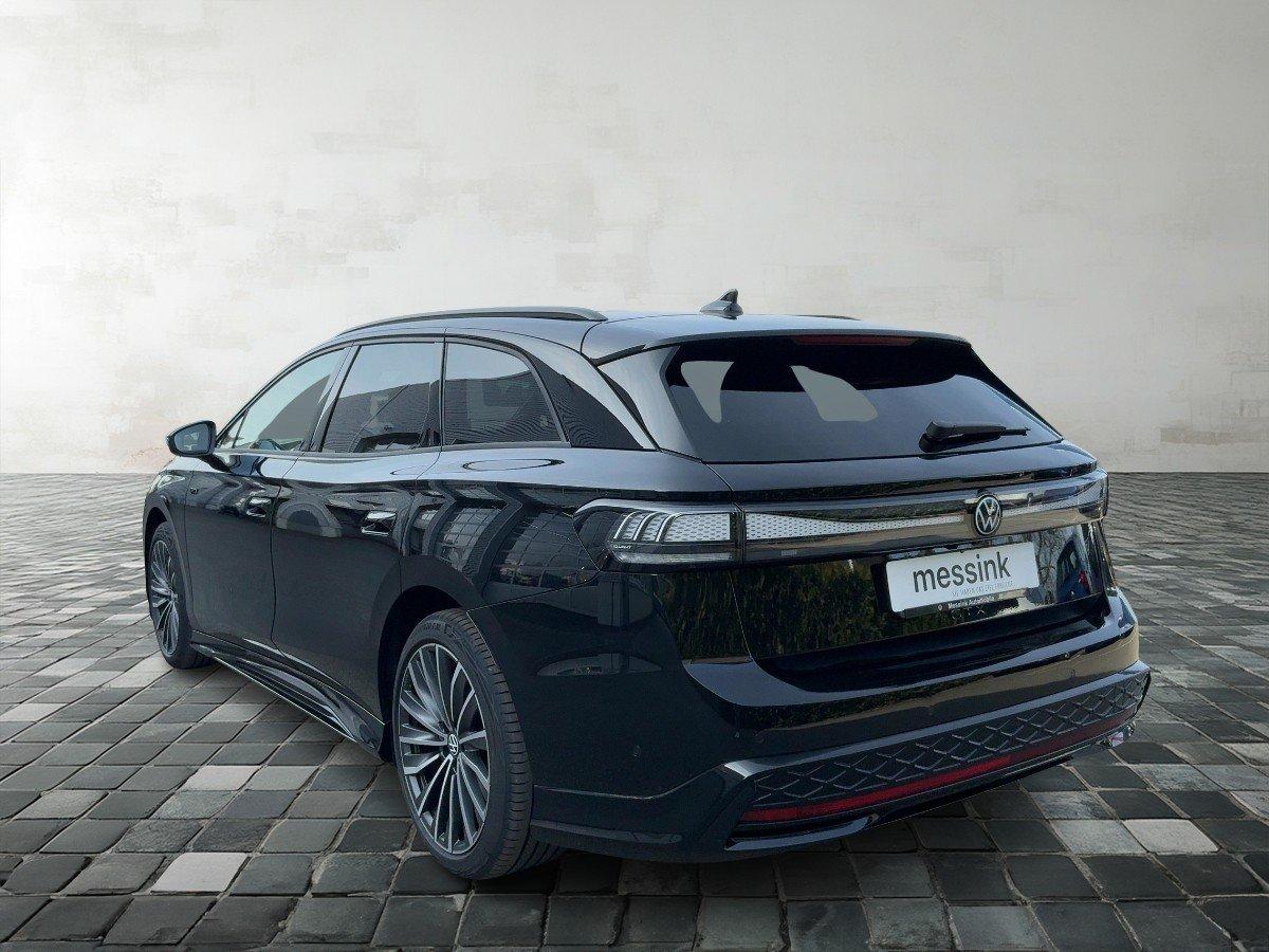 Volkswagen ID.7 GTX Tourer 4M 86 kWh Pano*AHK*Navi*Sitzlüft