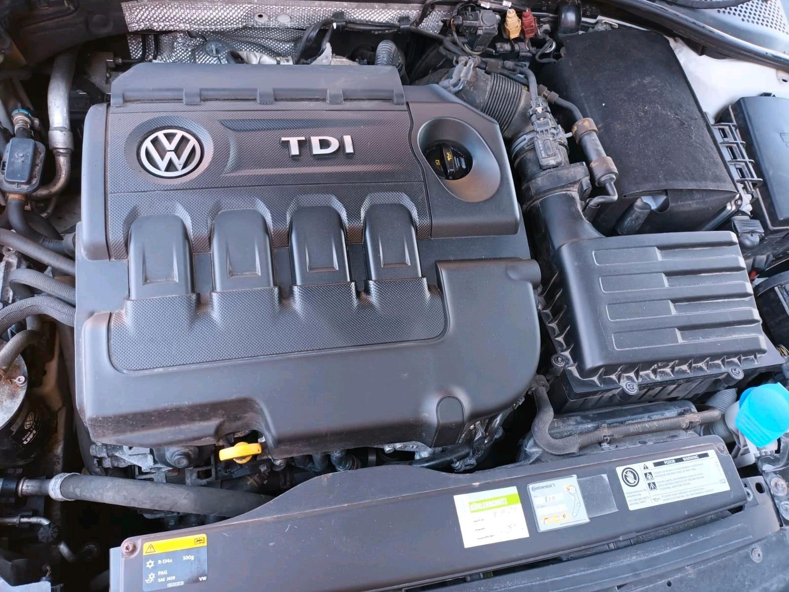 Volkswagen  2015 — photo 9