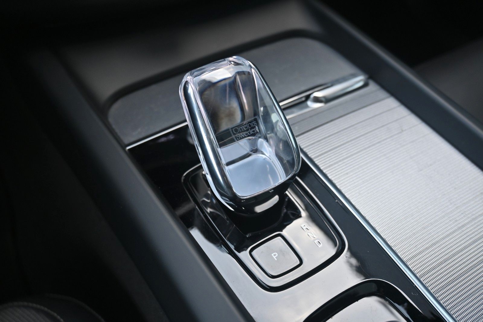Fahrzeugabbildung Volvo XC60 B5 AWD Plus Dark*LED*PANO*360*H&K*BLIS