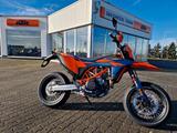 KTM 690 SMC R 2026 ab 1,99% eff. Zins lieferbar! - KTM 690