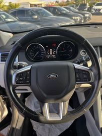 Land-Rover Discovery Sport - 11