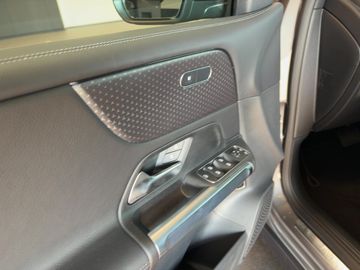 Mercedes GLB 200 - 12