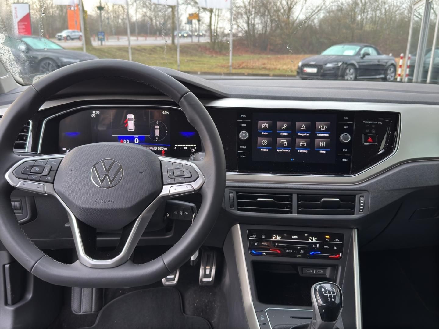 Fahrzeugabbildung Volkswagen Polo MOVE MOVE ,GJR,Navi,RFK,Klima.App-Connect ,