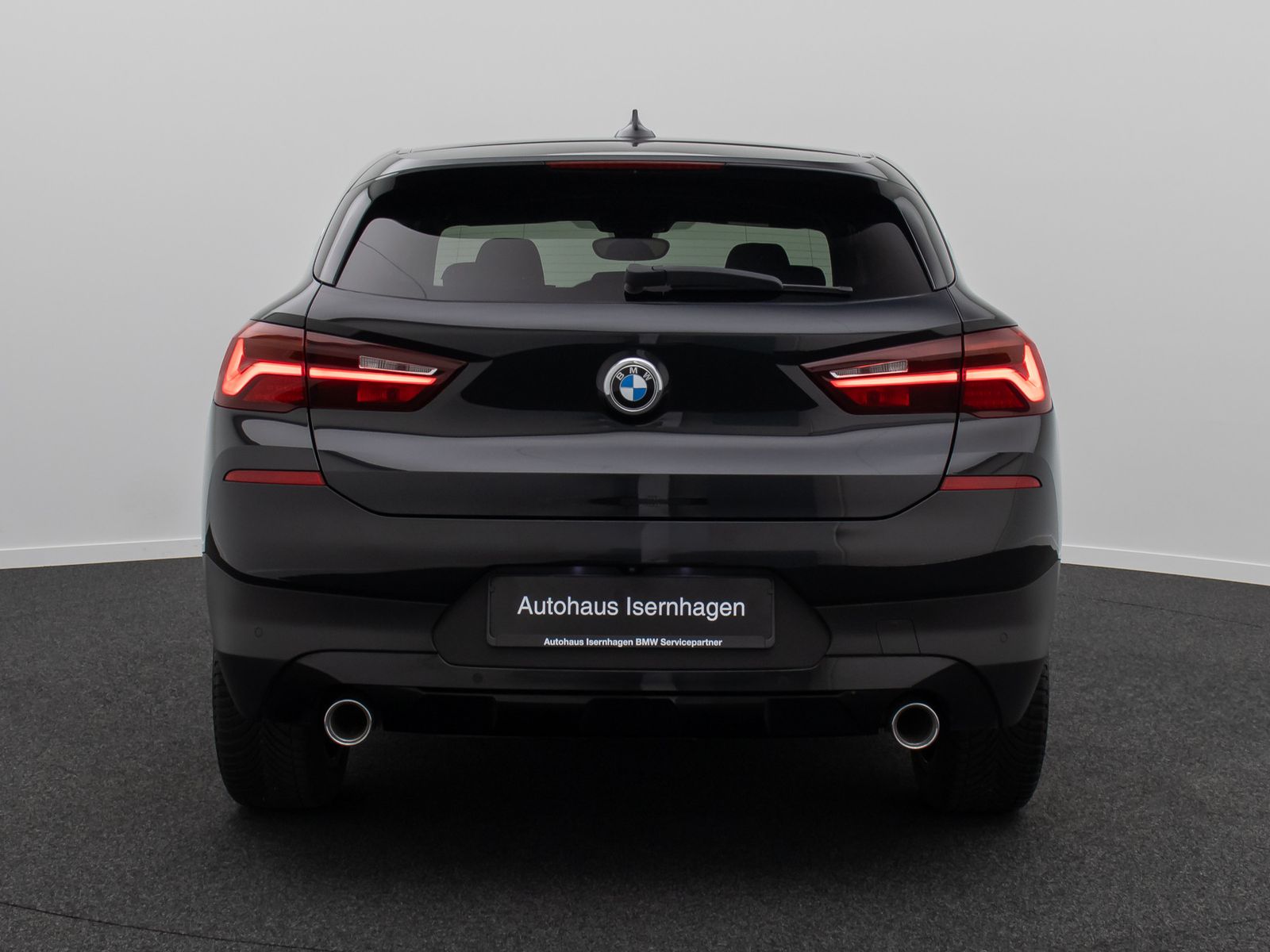 Fahrzeugabbildung BMW X2 sD18d DAB Kamera DAB Sportsitz ParkAss 18Zoll