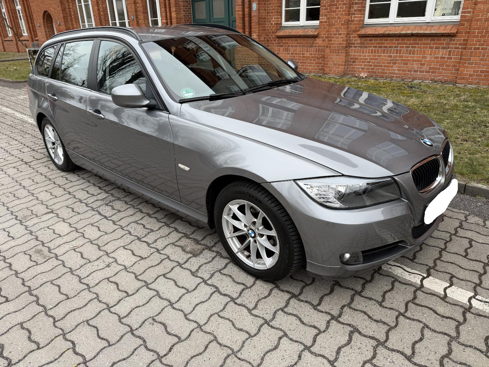 BMW 320 3 Touring 320d Navi Automatic