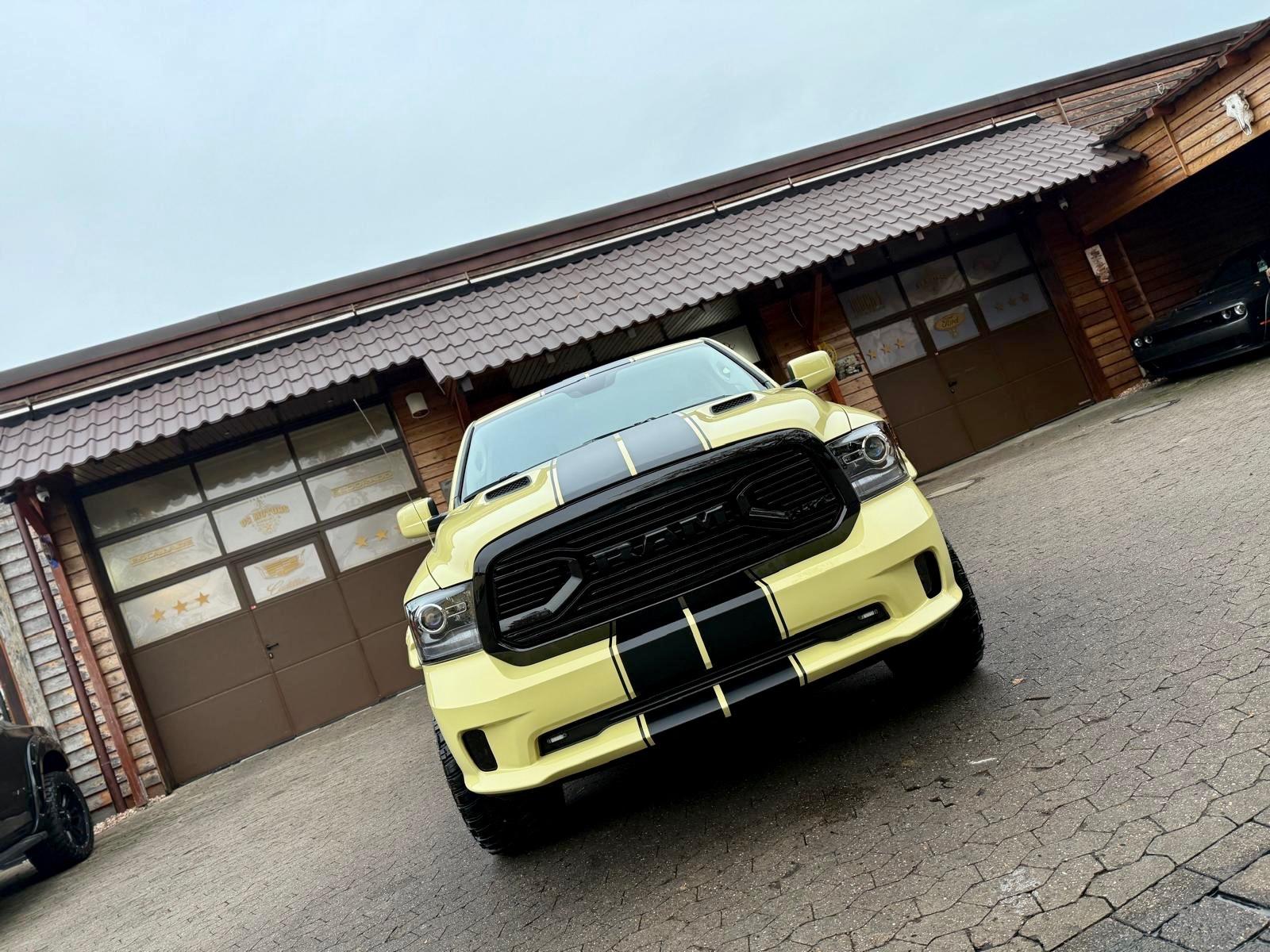 Dodge V8*5,7*4X4*AHK*NAVI*SPORT*OFFROAD*LIFT*GARANTIE