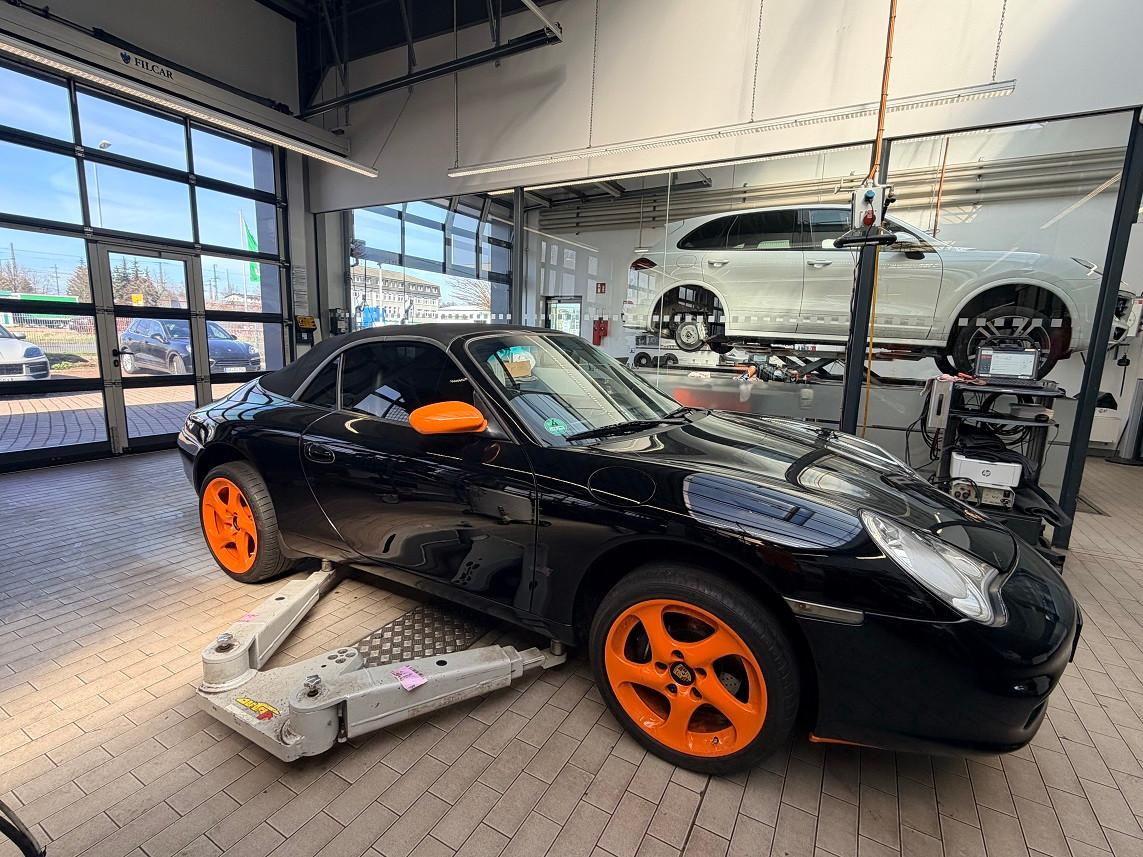Porsche 911 Carrera Cabrio Automatik 996 Liebhaberstück