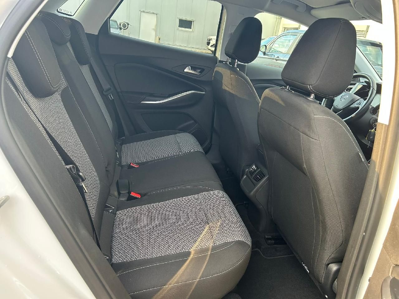 Fahrzeugabbildung Opel Grandland GS Line, Automatik, AHK