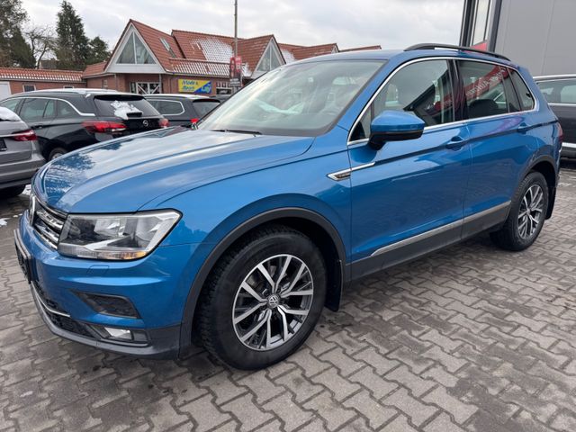 Volkswagen Tiguan 4MOTION NAVI SHZ TEMPOMAT AHK