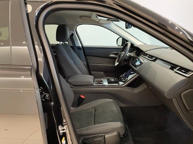 Fahrzeugabbildung Land Rover Range Rover Velar P250 AHK & 20" Gloss Black