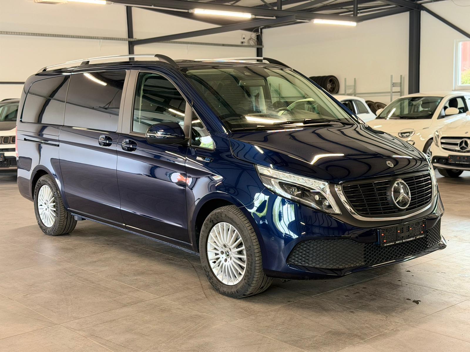 Mercedes-Benz EQV 300 lang 7-SITZ MATRIX+KAM+CARPLAY+AMBI+TEMP