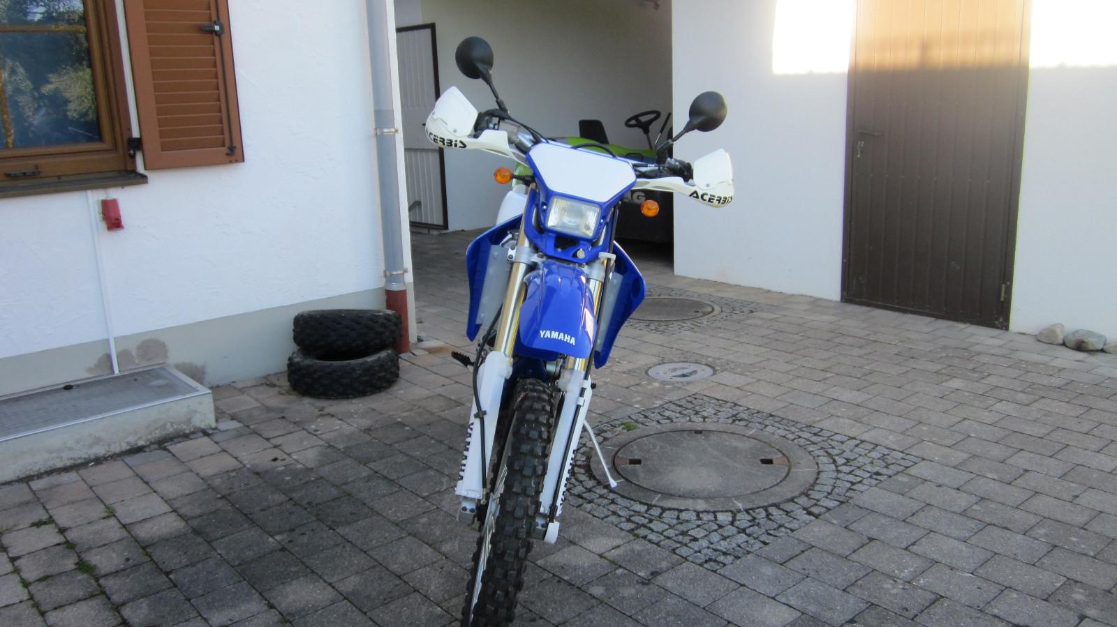 Yamaha WR 250F 2005 — interior
