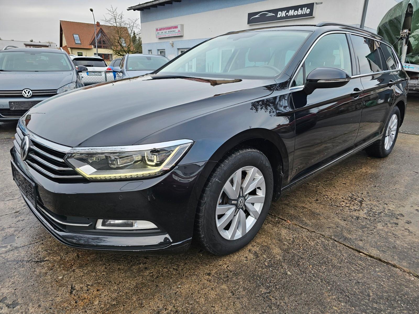 Volkswagen Passat Variant Comfortline Navi LED AHK 2.Hand