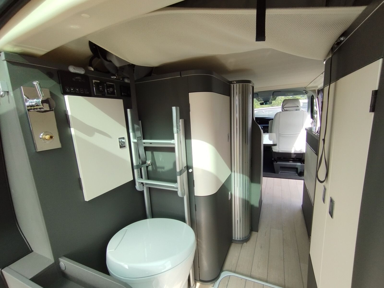 Fahrzeugabbildung Westfalia Kepler One 150 PS - Automatik 11433,- EUR Rabatt