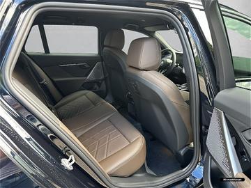 صورة 10 لـ 2026 BMW I5