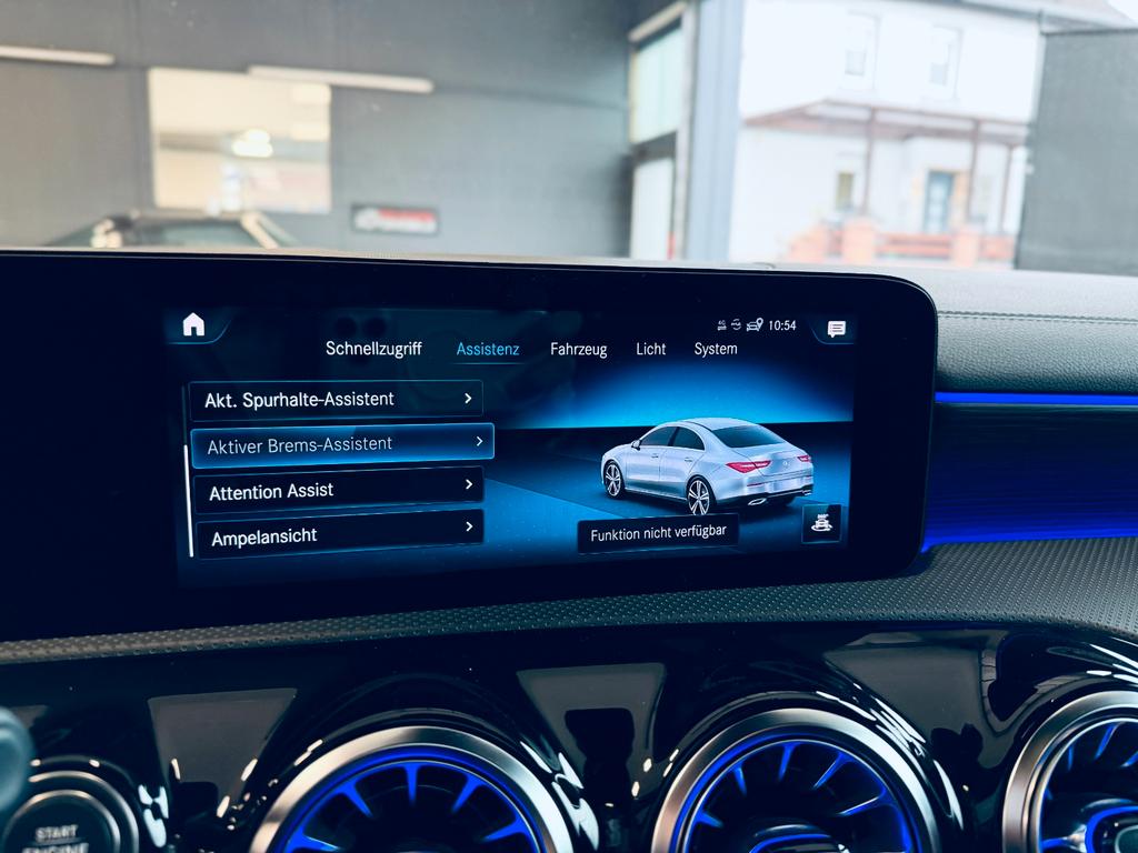 Mercedes-Benz CLA 250