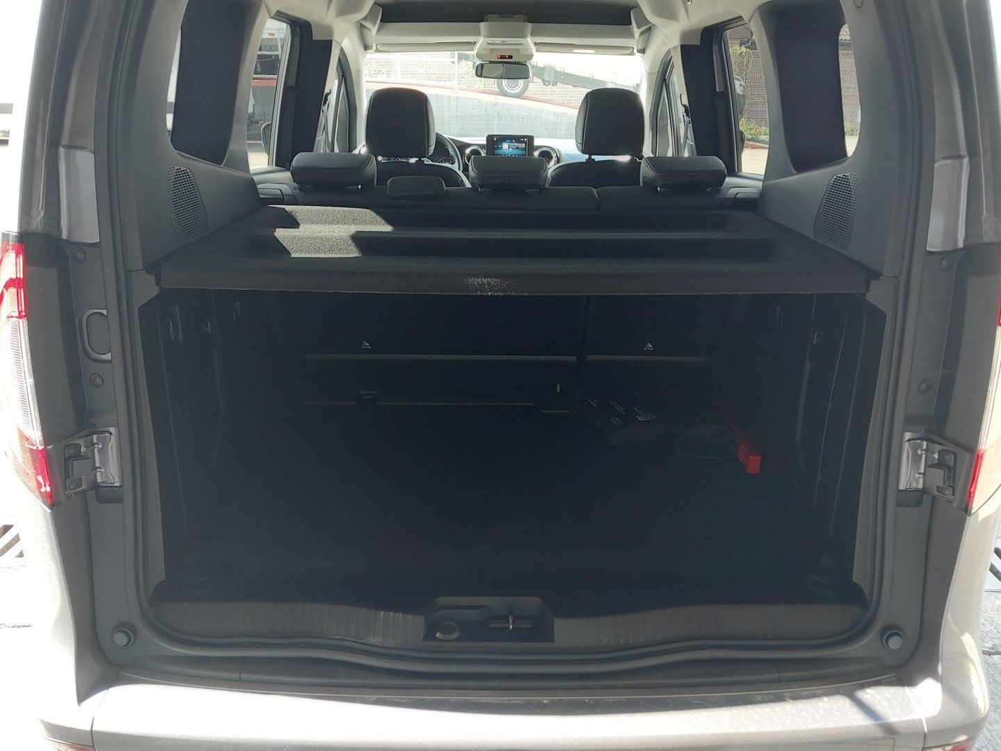 Fahrzeugabbildung Mercedes-Benz T 180d Progr AHK Navi-/Park/TechnikPkt LED KeyGo